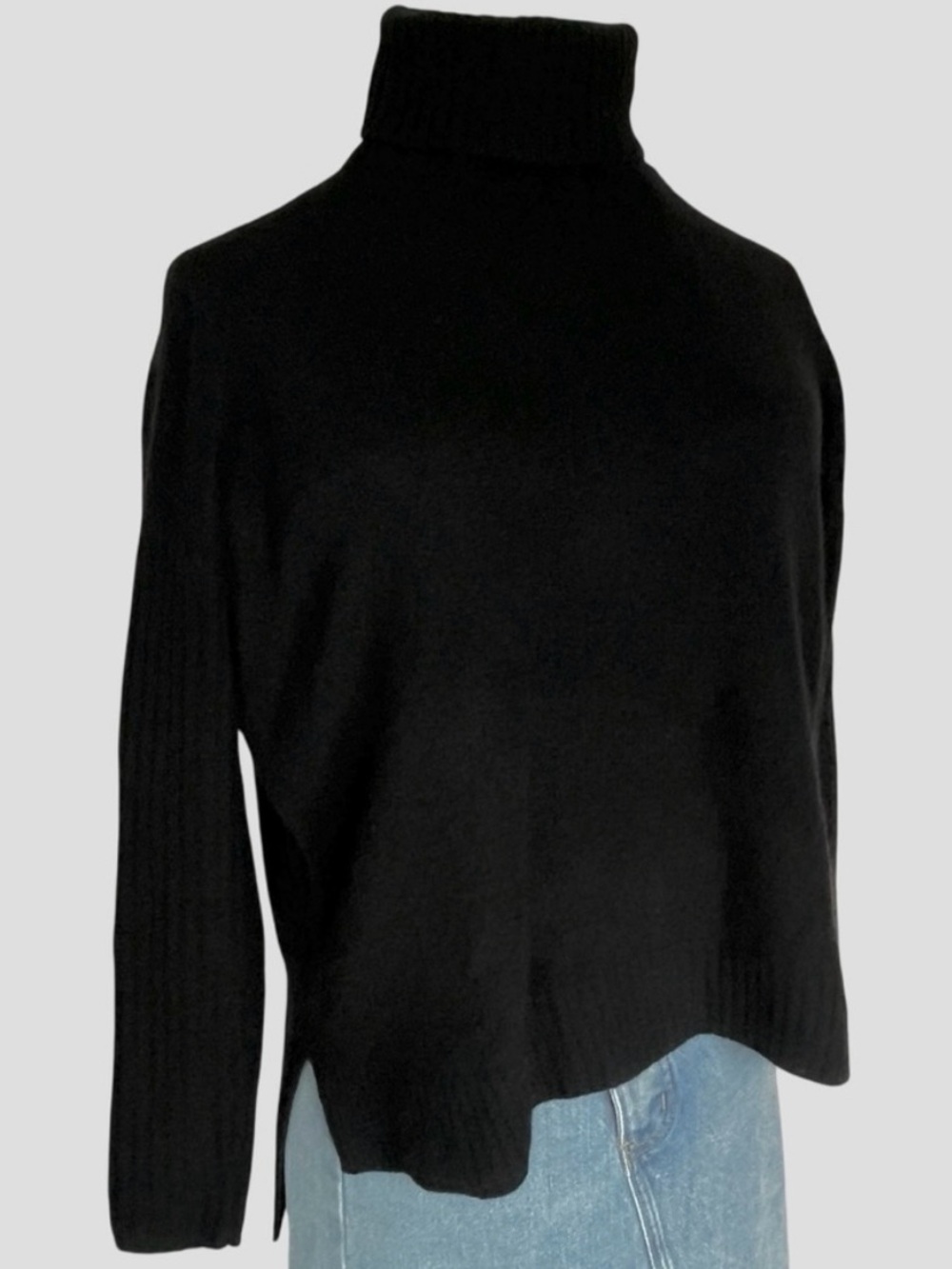 Saks Fifth Avenue 100% Cashmere Black Oversized Turtleneck Hi-Low Sweater